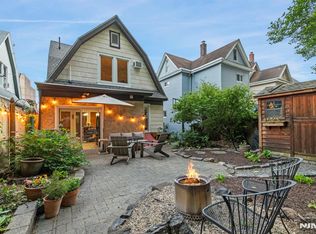 370 Undercliff Ave, Edgewater, NJ 07020