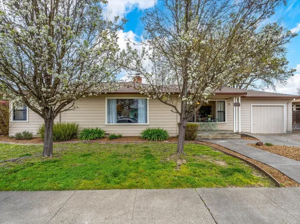 1934 Albany Drive, Santa Rosa, CA 95401