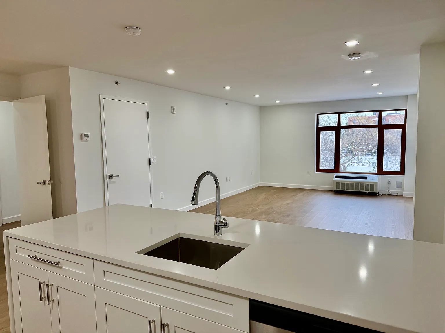 1 bed, $2,500 — Photo 1