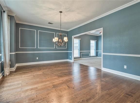 5th image of 721 Water Oak Dr