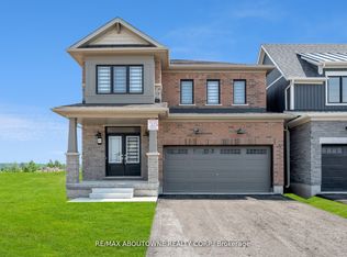 69 Starboard Cres, Welland, ON L3B 0M7
