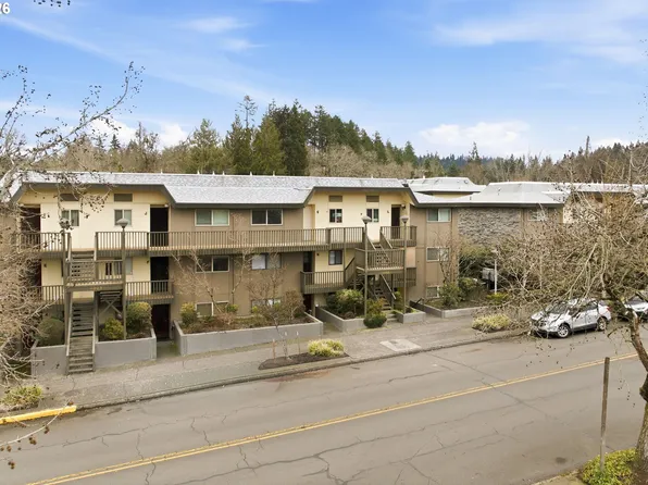 4083 Donald St APT A, Eugene, OR 97405