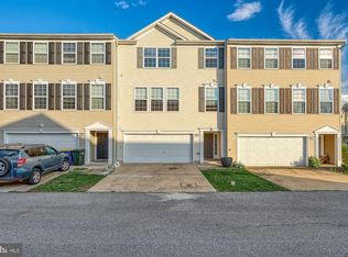 2303 Golden Eagle Dr #146, York, PA 17408