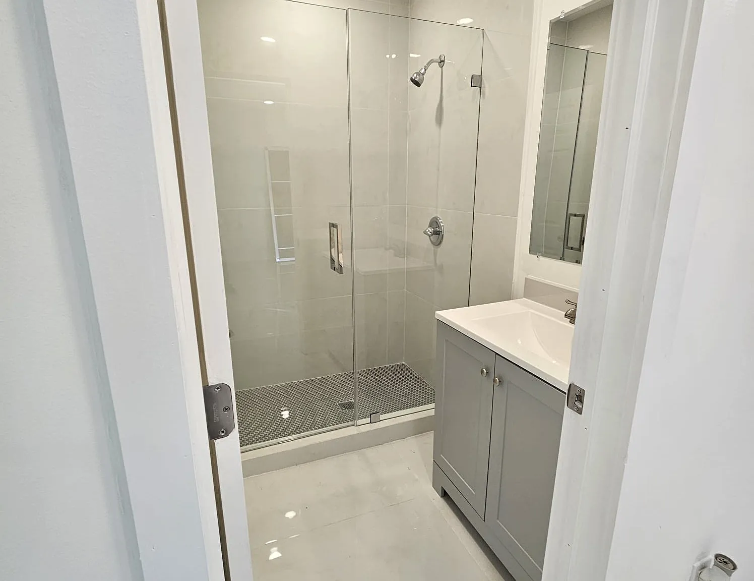 2 bed, 1158 sqft, $2,100 — Photo 3