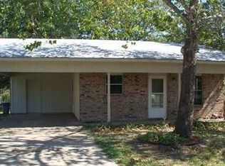 1914 N 28th St, Van Buren, AR 72956