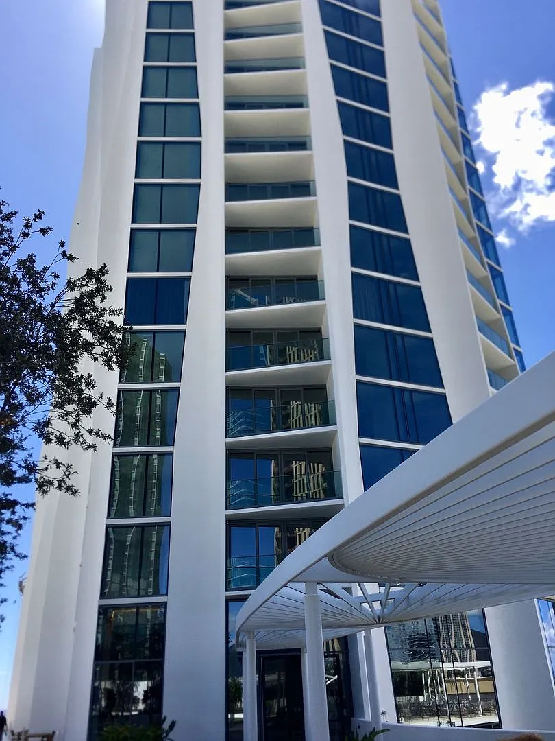 Upscale, Brand New Kakaako Studio! — Photo 2