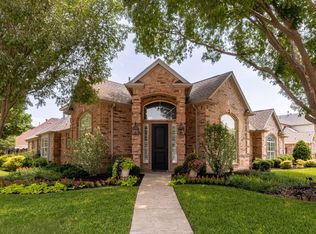 7901 Brandon Ct, North Richland Hills, TX 76182