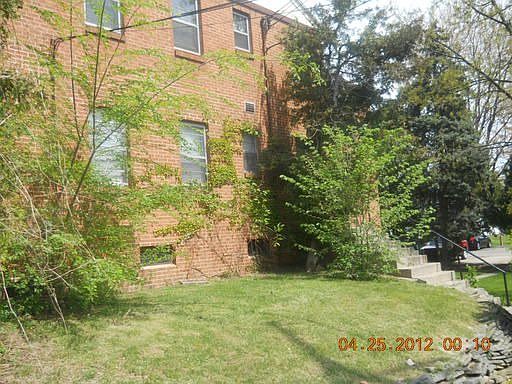 2nd image of 122 Durand St APT 1