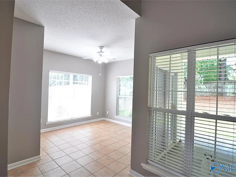 206 Horseshoe Bnd — Photo 9