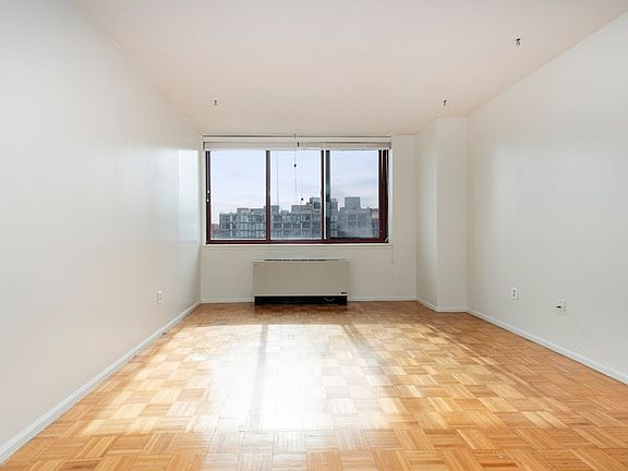 3rd image of 474 48th Ave APT 10M