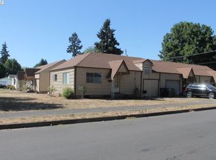 848 N St, Springfield, OR 97477