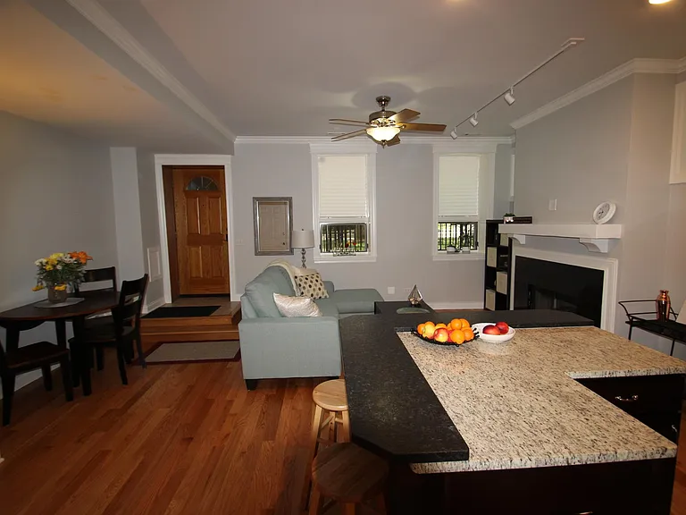 836 S Bishop St #BF — Photo 8