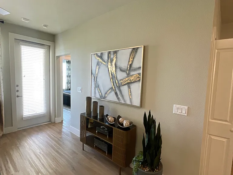 Rollingwood Dr — Photo 5