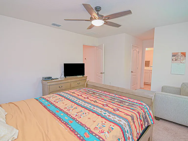 695 Bay Leaf Dr #MAIN — Photo 11