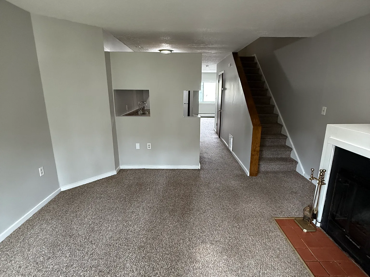 2 bed, $1,600 — Photo 4