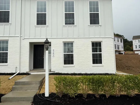 3121 Overlook Dr, Mechanicsburg, PA 17055