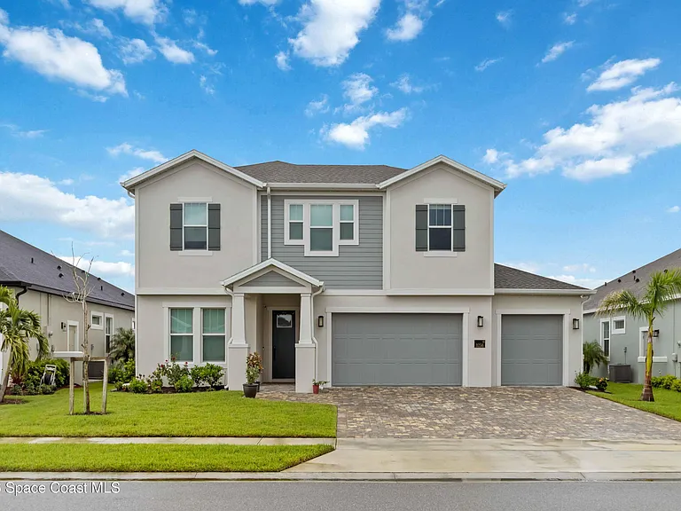3256 Kamin Dr — Photo 1