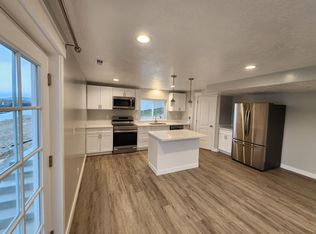 501 N Hill View Dr, Saratoga Springs, UT 84045