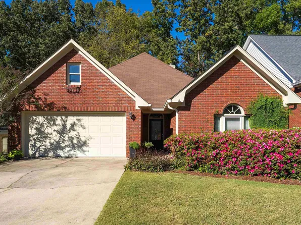 2013 Russet Woods Trl, Hoover, AL 35244