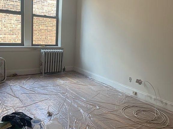 3rd image of 4556 42nd St APT 4E