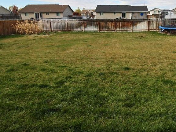 2nd image of 2099 Gladys Dr
