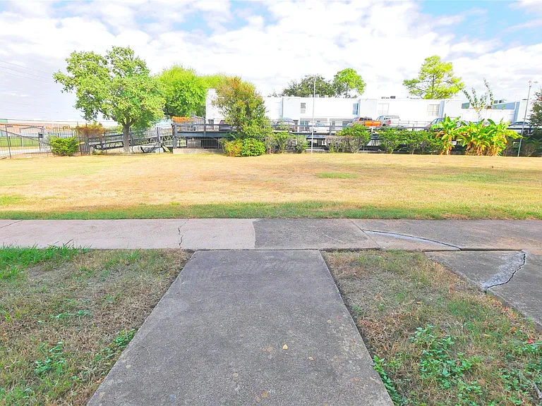 781 Country Place Dr #1061 — Photo 8