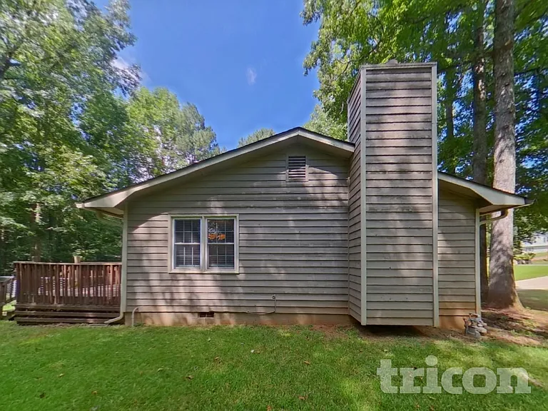 120 Elberta Dr — Photo 18