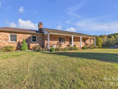 271 Pine Valley Ln, Hiddenite, NC, 28636