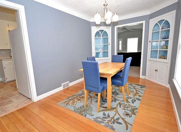 5th image of 1012 Gorman Ave