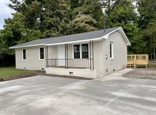 561 Burkett Rd, Dover, NC 28526