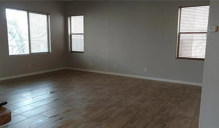 20489 N Santa Cruz Dr — Photo 8