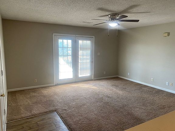 3rd image of 382 Jack Miller Blvd