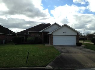5785 Phyllis Ln, Beaumont, TX 77713
