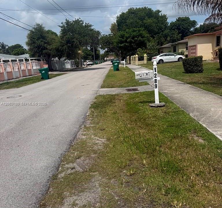 2nd image of 1289 NE 146th St