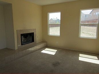 5th image of 15064 Bluffside Ln