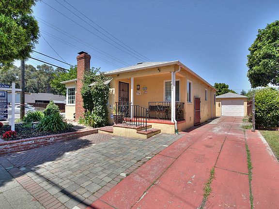 3rd image of 364 Lille Ave
