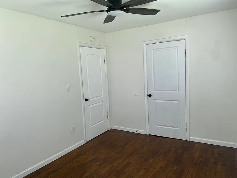 8027 Pelleaux Rd — Photo 19