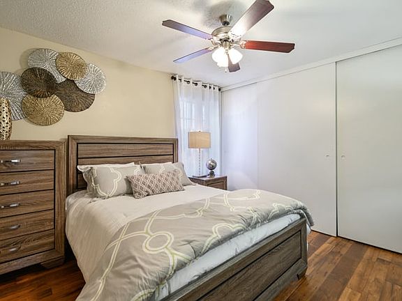 5th image of 100 Manchester Dr #261