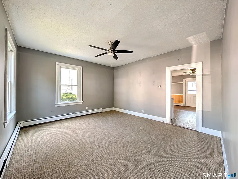 104 Elm St — Photo 2