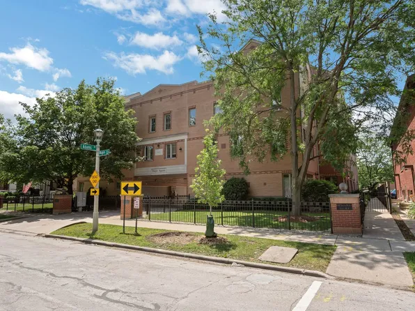 641 S Maple Ave Unit I, Oak Park, IL 60304
