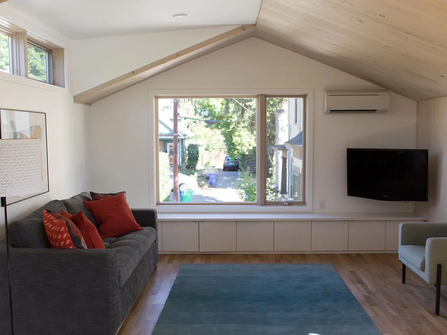 1 bed, 800 sqft, $2,150 — Photo 3