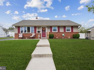 72 Midway Ln, Bellmawr, NJ 08031