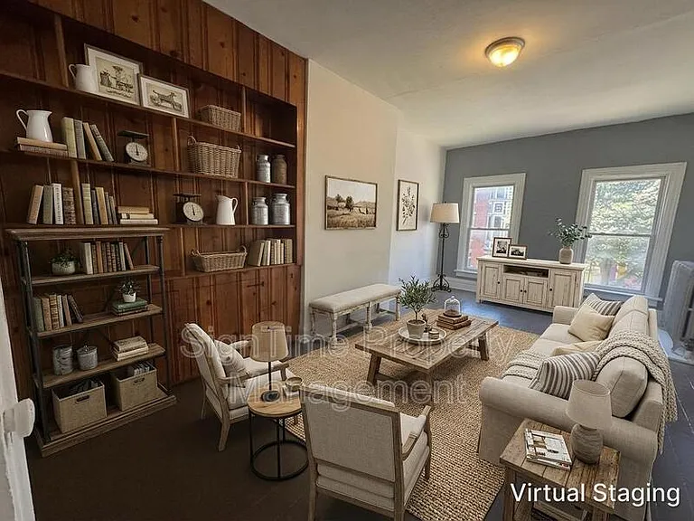 38 E Franklin St #4 — Photo 6