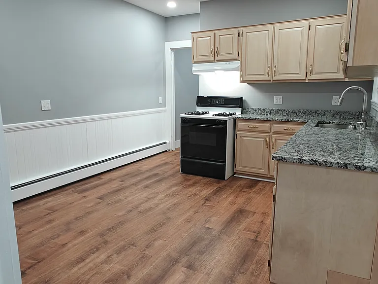 308 Spring Street Ext — Photo 3