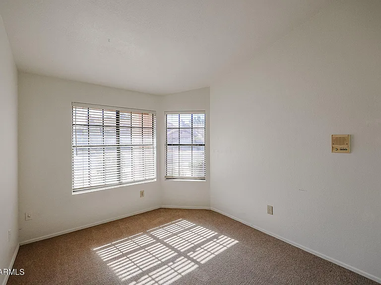 6910 W Kimberly Way — Photo 20