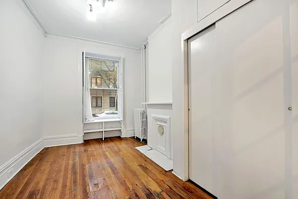 Rented by Pistilli Realty Group | media 8