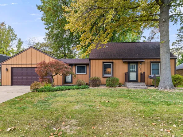 1907 46th St, Moline, IL 61265