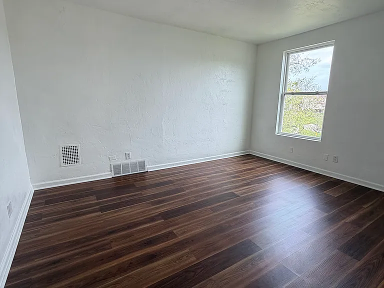 1125 Amanda St #2 — Photo 12