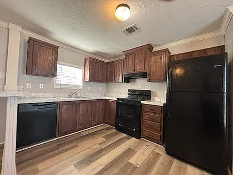 4000 24th St N #402 — Photo 2