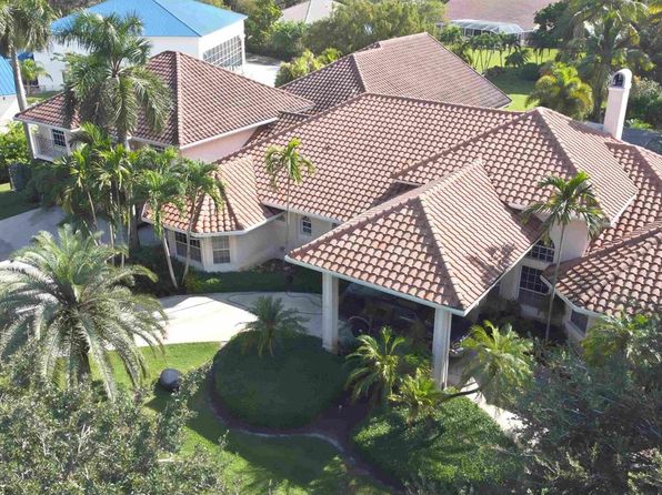 2050 Windsock Way, Wellington, FL